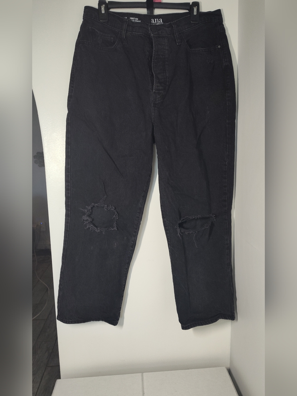 A.N.A High-Rise Black Distressed Women's Jeans #282